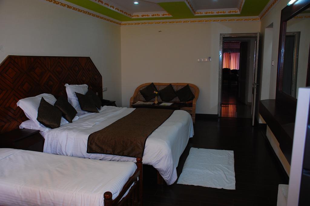 Hotel Gurupriya Kodaikanal Room photo
